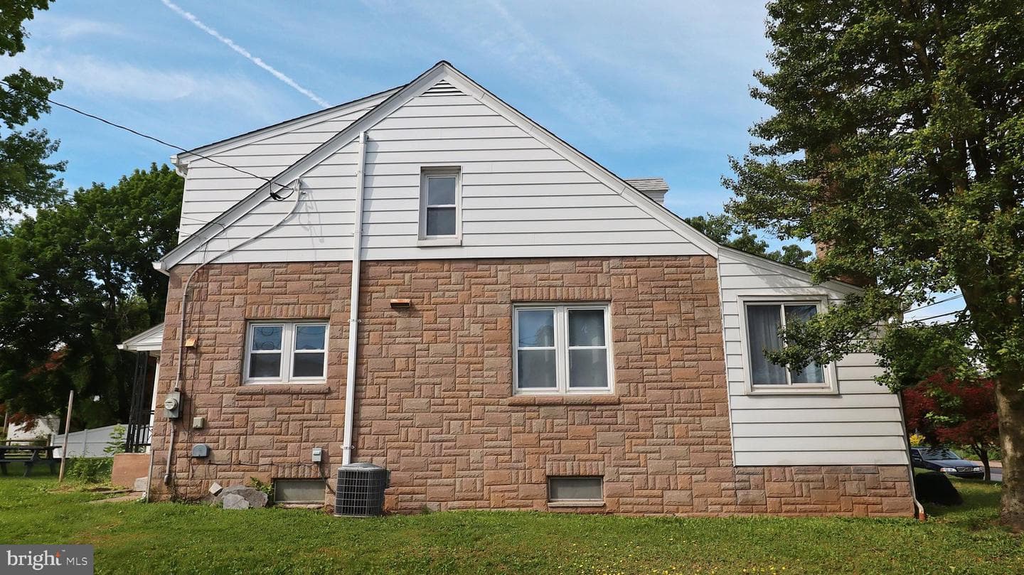 172 Harrison Street photo 20