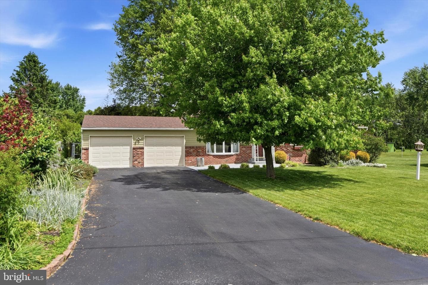 5231 Price Avenue photo 2