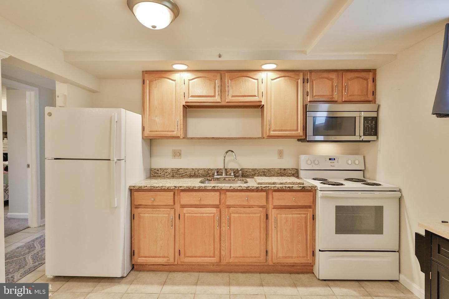 1635 E Emmaus Avenue photo 42