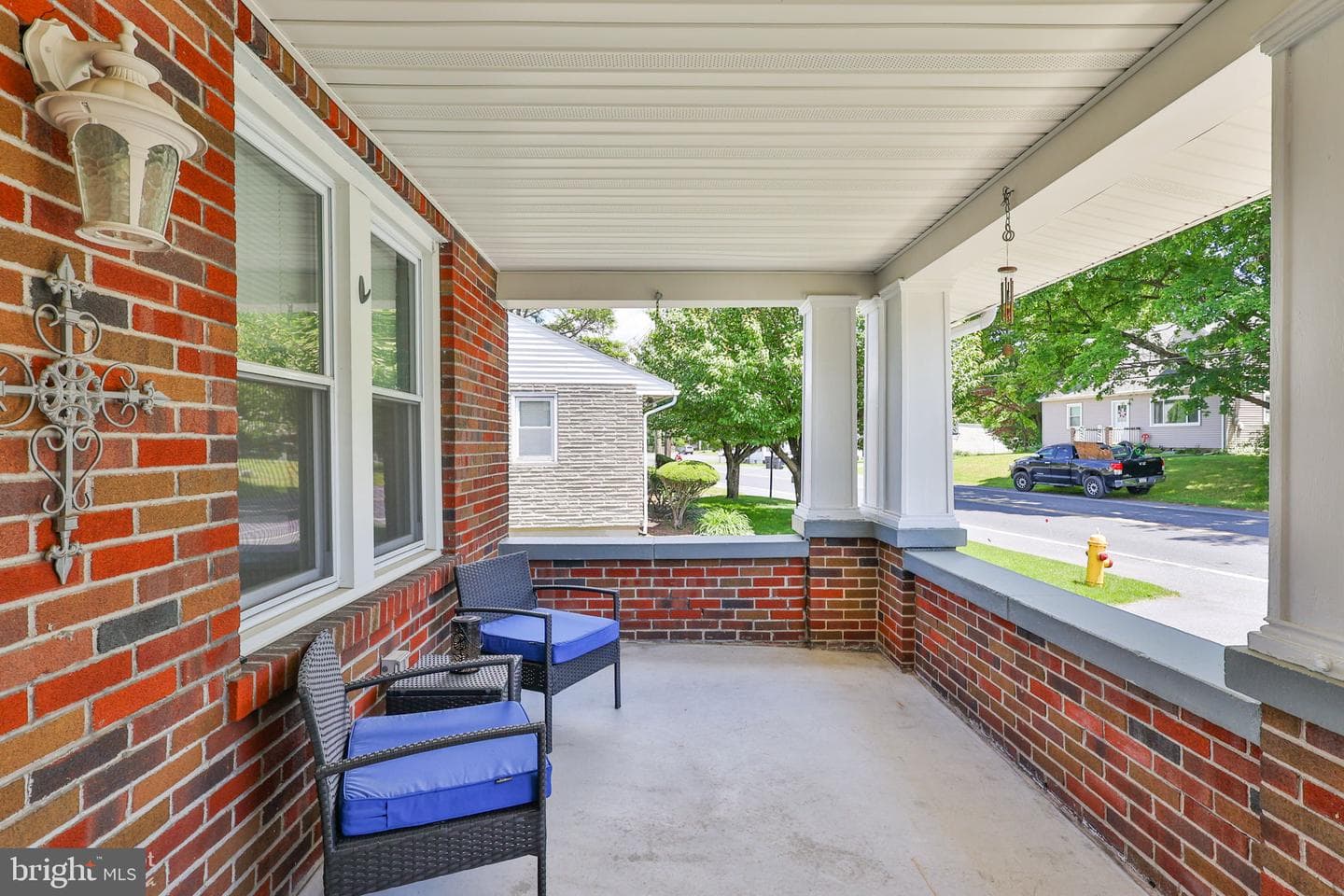 1635 E Emmaus Avenue photo 6