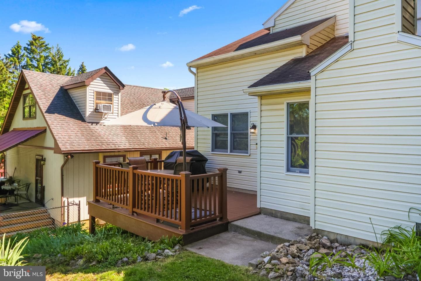 721 Wistar Street photo 3