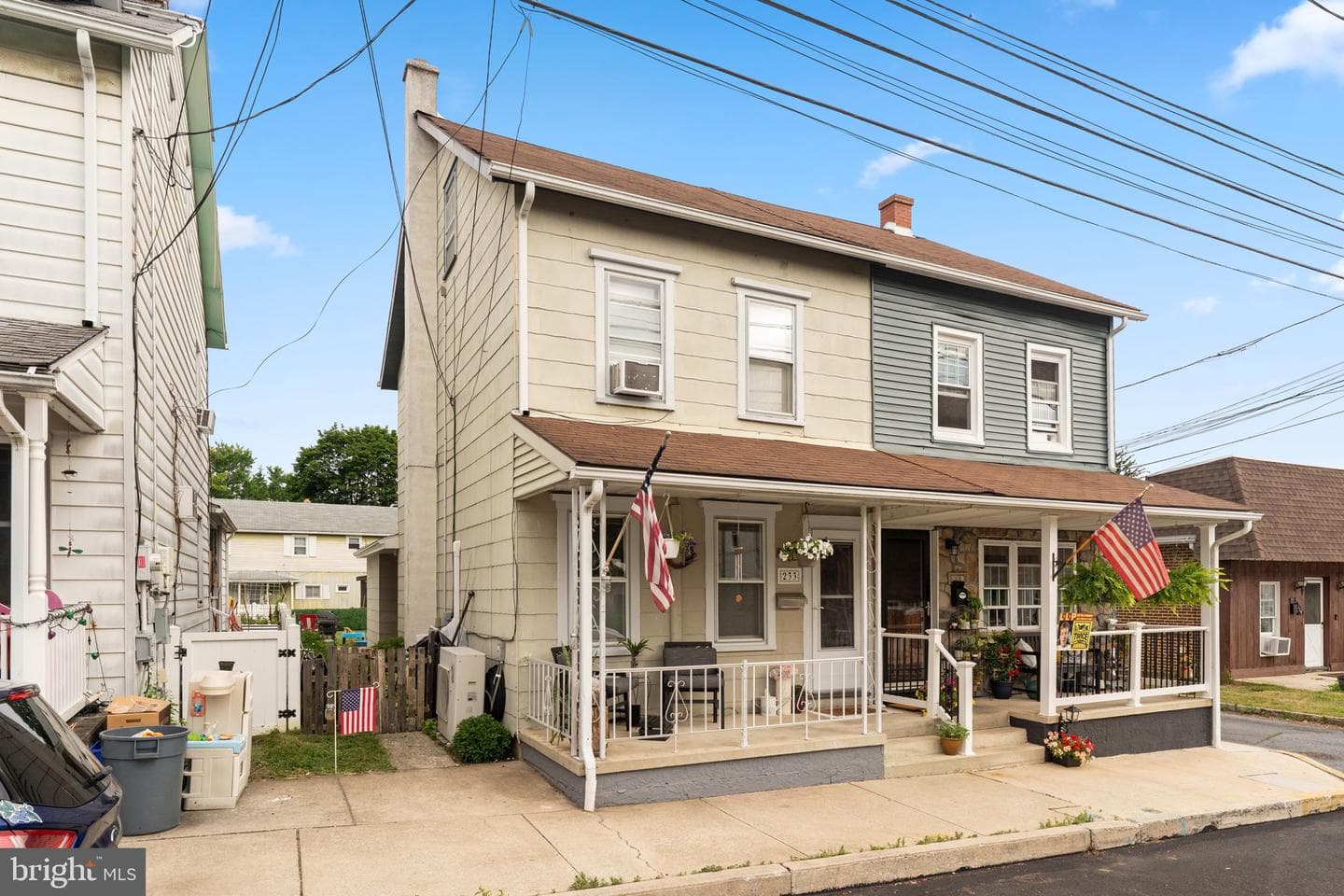 233 Adrain Street photo 2