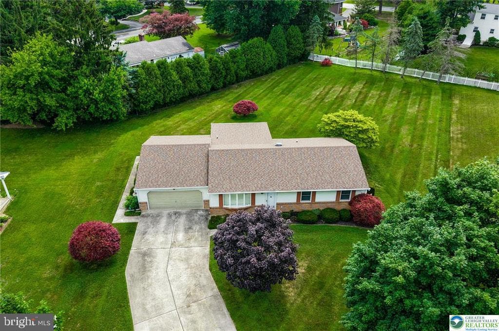 4354 Fieldstone