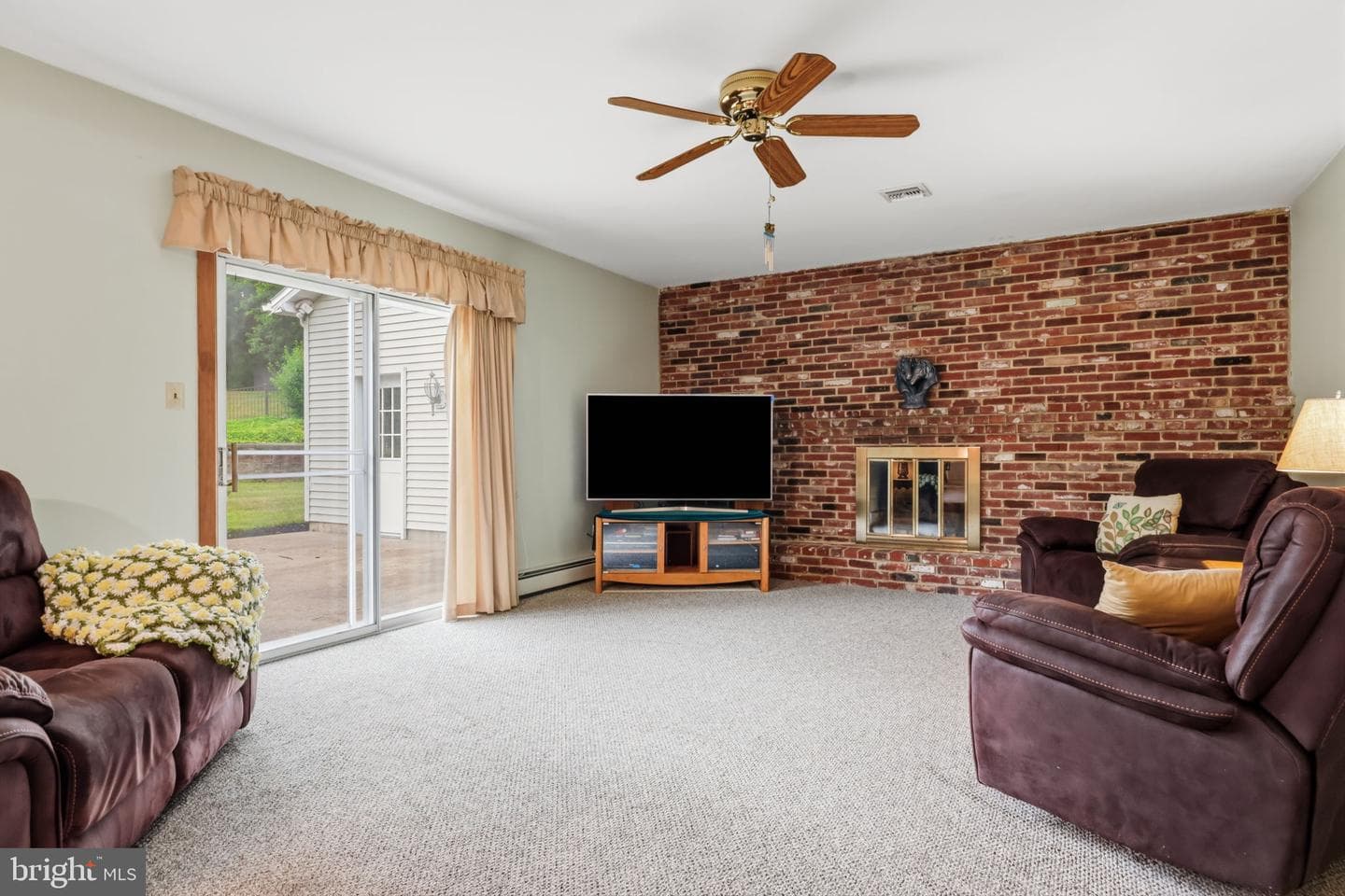 5712 Nina Circle photo 12