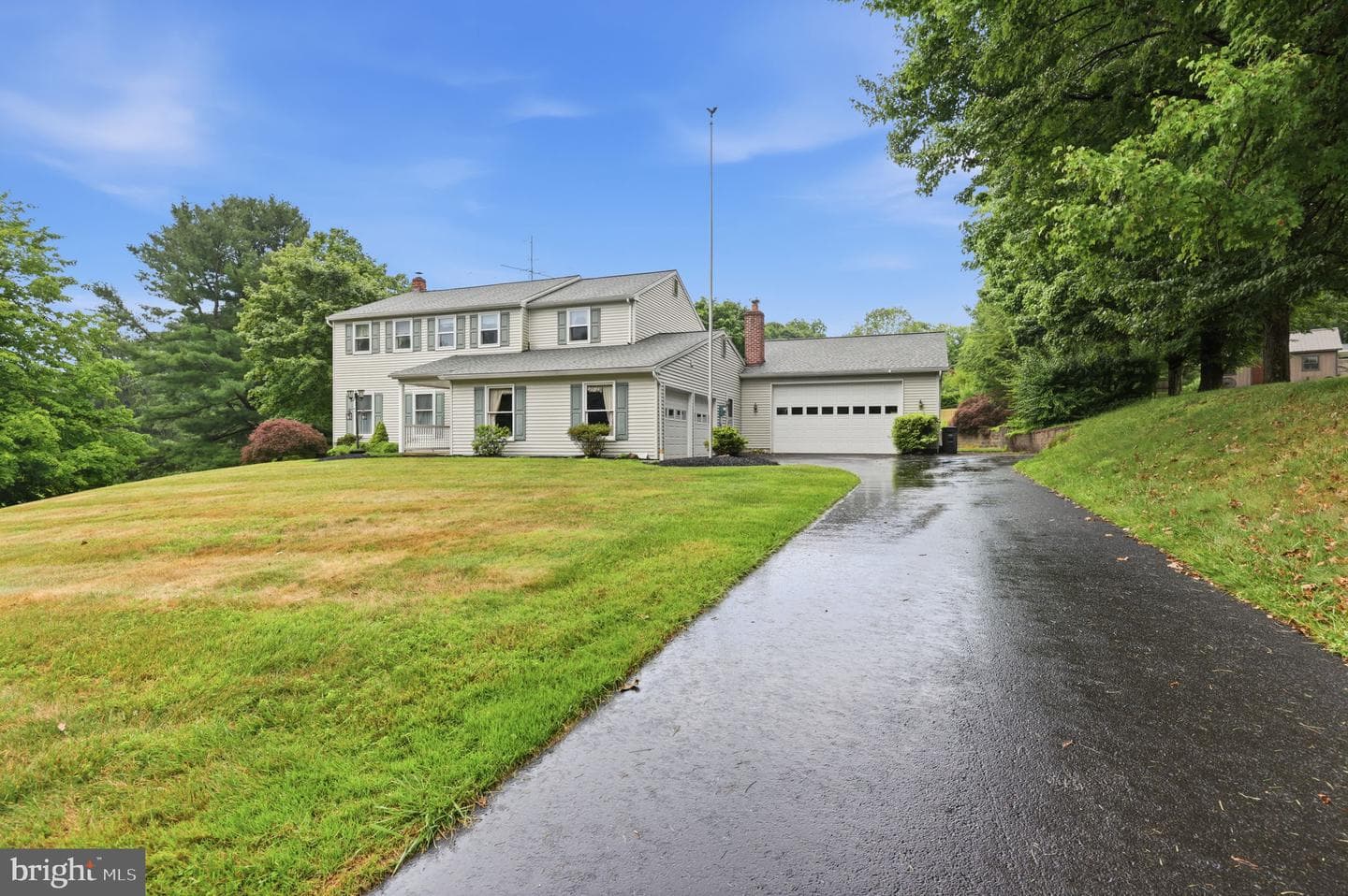 5712 Nina Circle photo 4