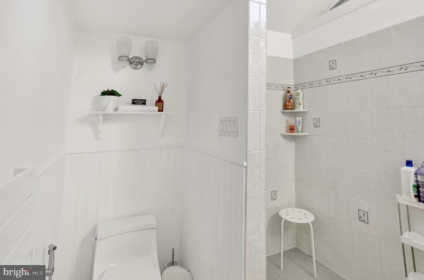 2210 Greenwood Road photo 23
