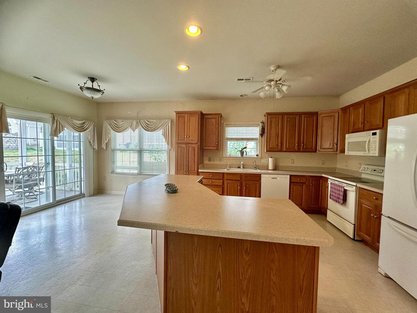 2757 Terrwood Drive E photo 11