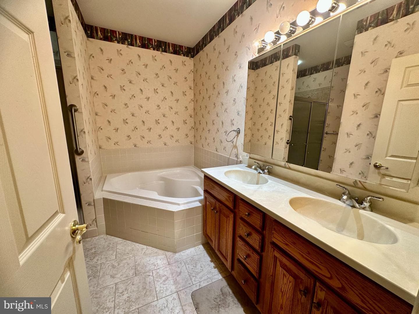 2757 Terrwood Drive E photo 22