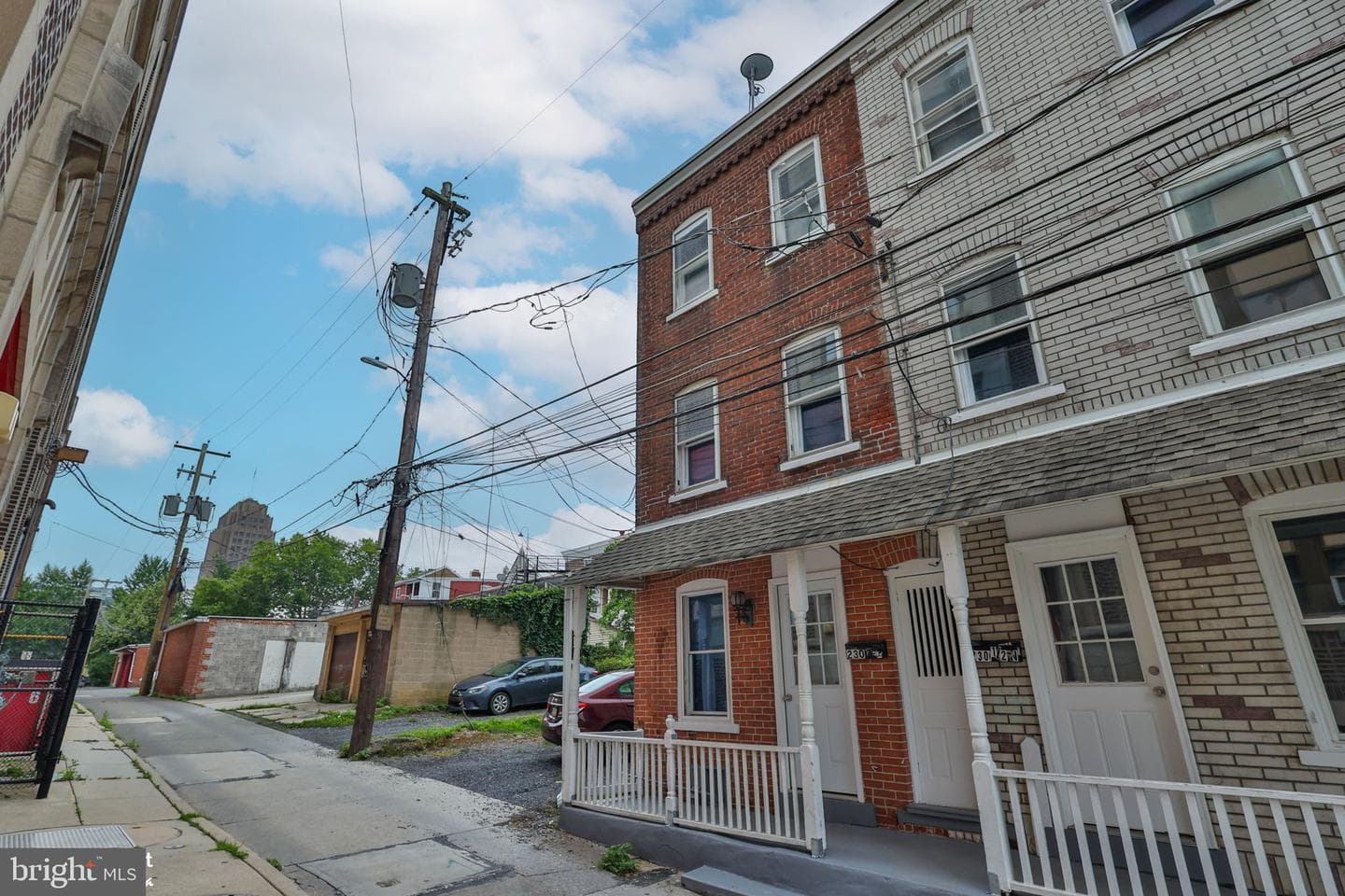 230 N Nagle Street photo 3