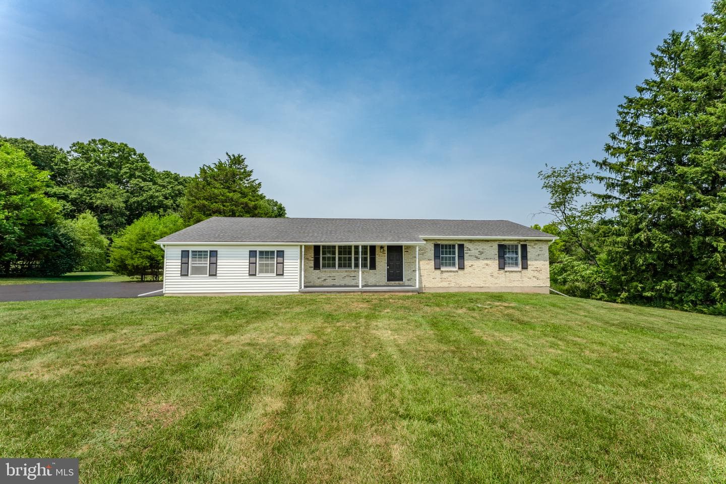 1401 Flint Hill Road photo 3