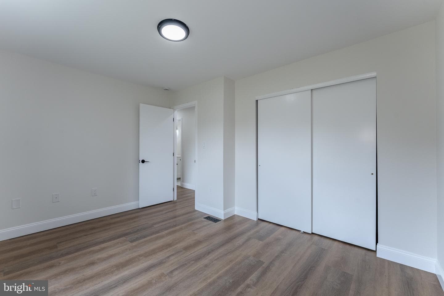 1401 Flint Hill Road photo 34