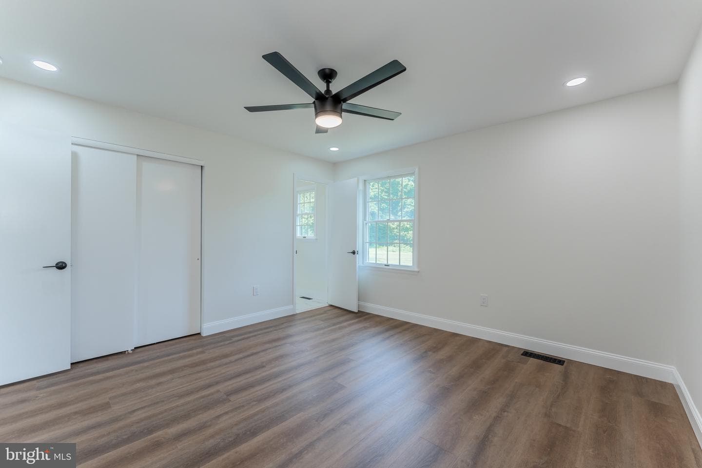 1401 Flint Hill Road photo 37