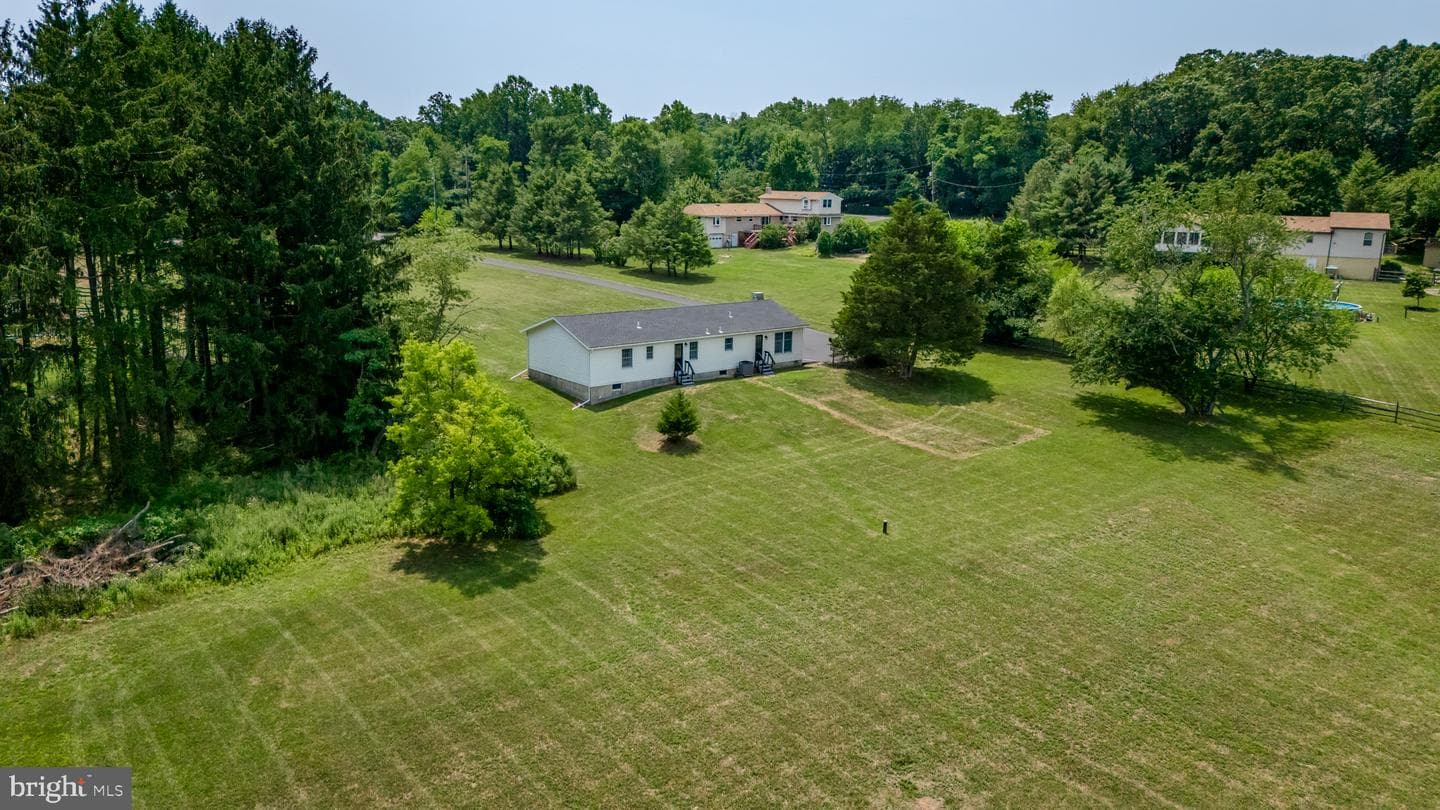 1401 Flint Hill Road photo 55