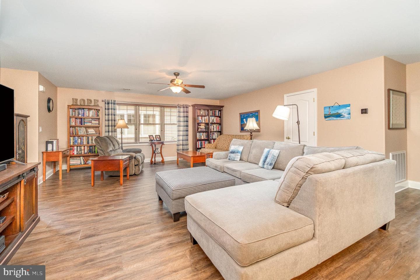 1012 English Drive photo 7