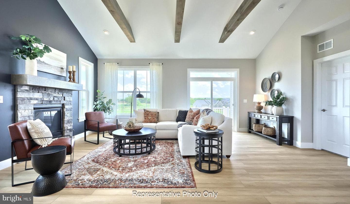 520 Stone Gate Boulevard photo 4
