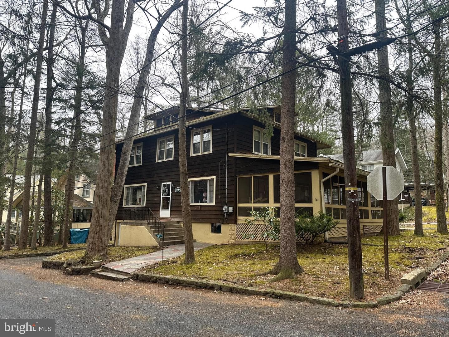 108 Heights Avenue photo 2