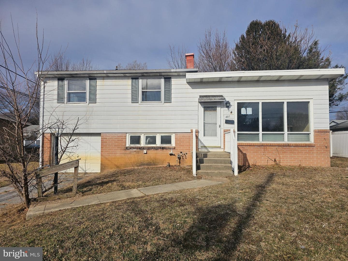 407 E Elm Street