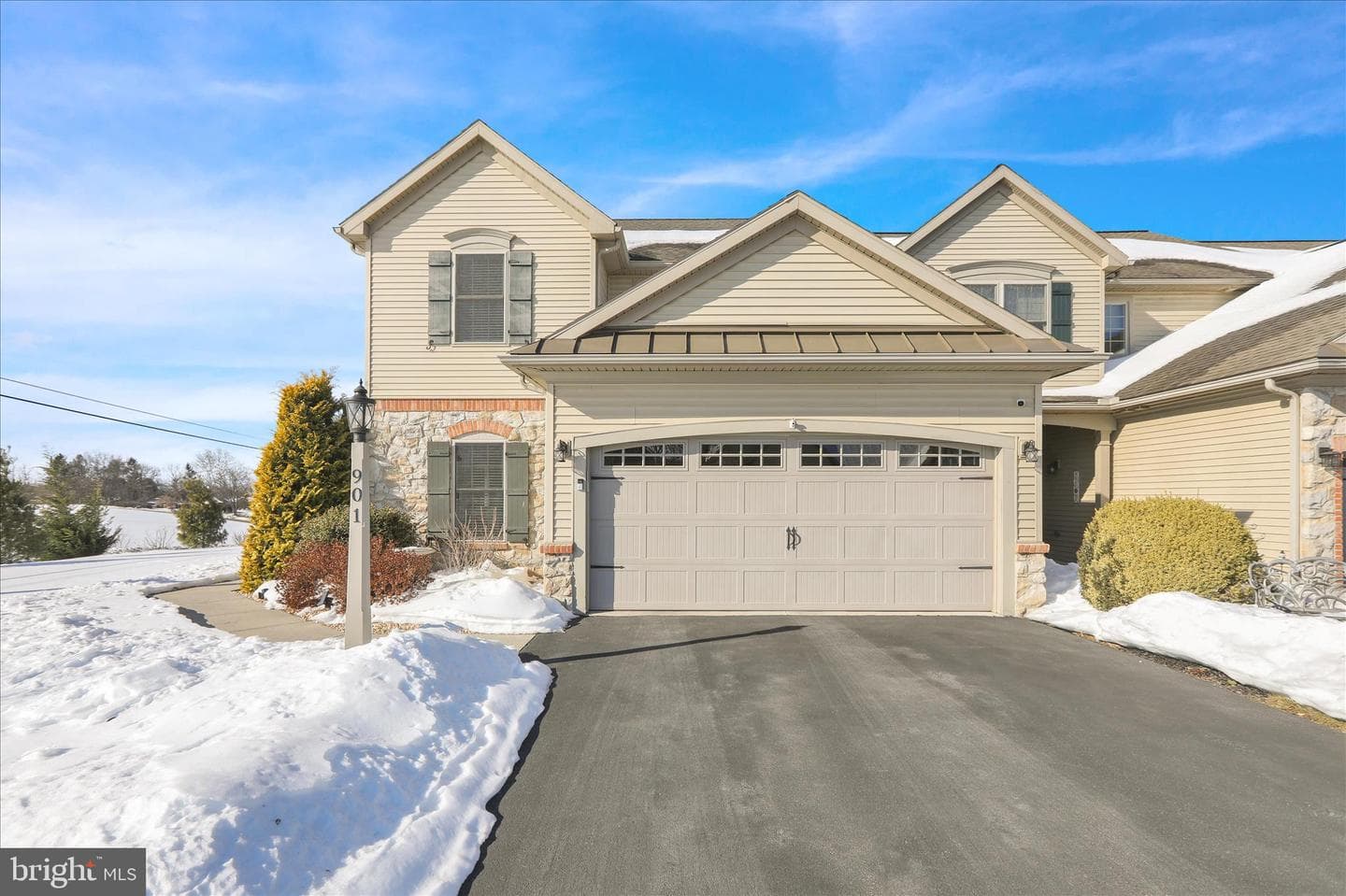 901 Lantern Drive
