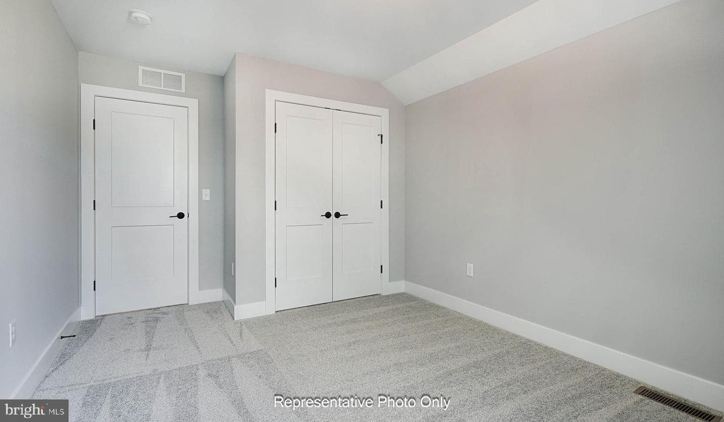 528 Winding Creek Boulevard photo 26