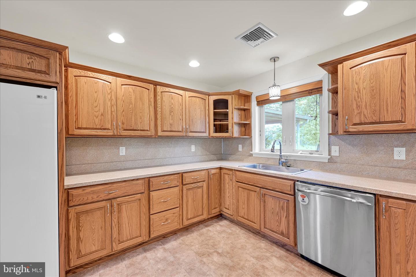 720 Kimmerlings Road photo 11