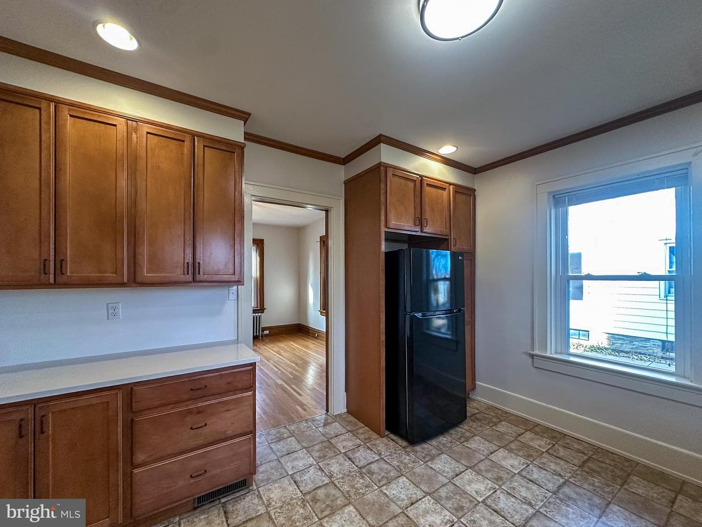 36 N College Street photo 9