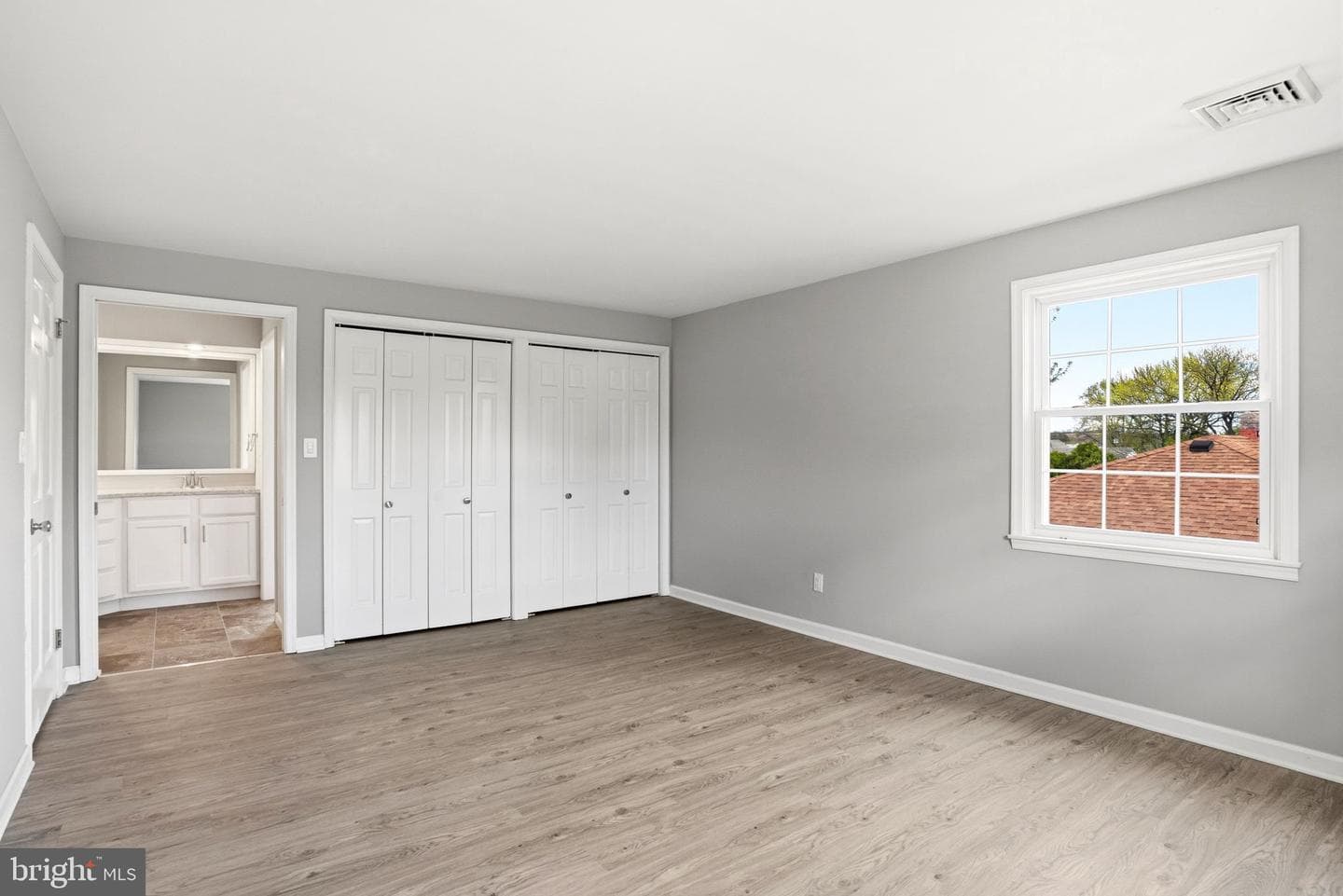 1003 E Cherry Street photo 27
