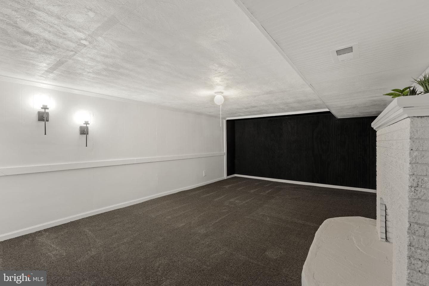 625 N Lincoln Street photo 32