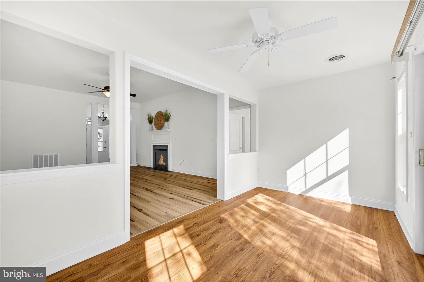 1029 Alden Way photo 20