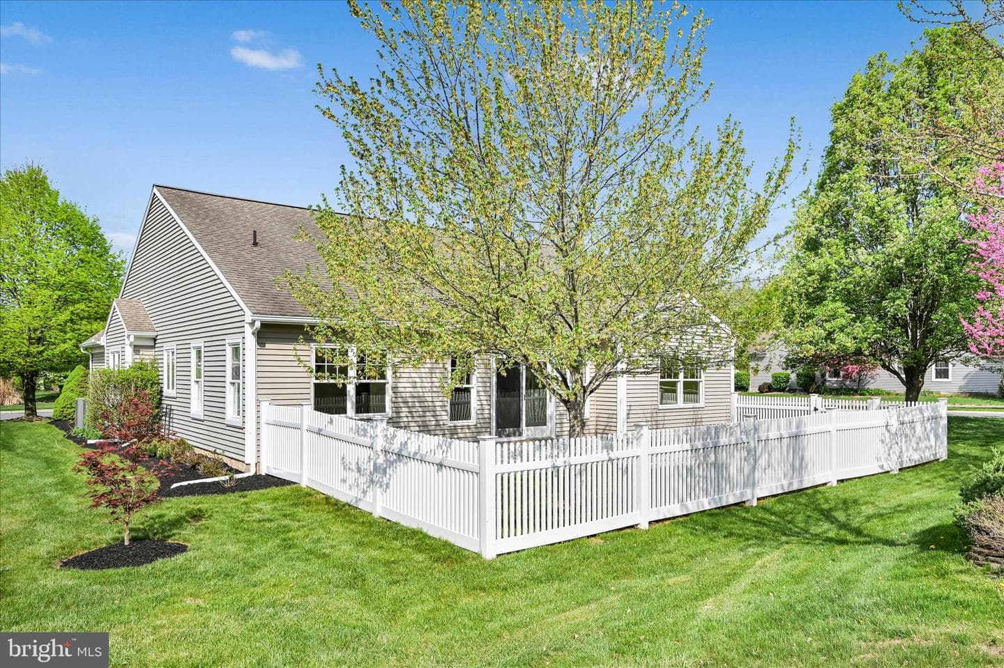 1029 Alden Way photo 43