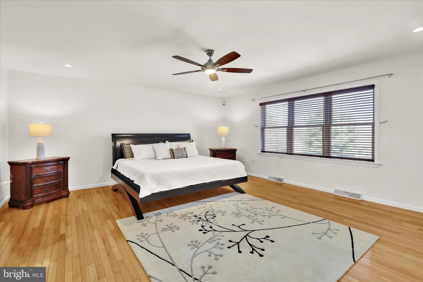1026 Glenwood Ln L-0254 photo 34