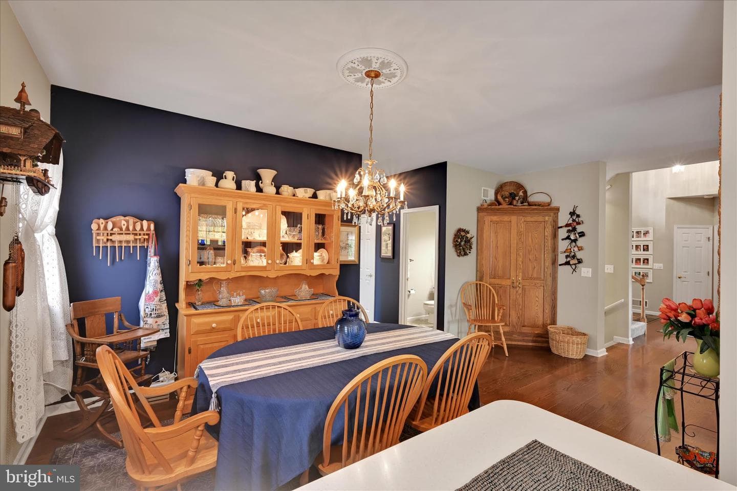 725 Brookside Lane photo 18
