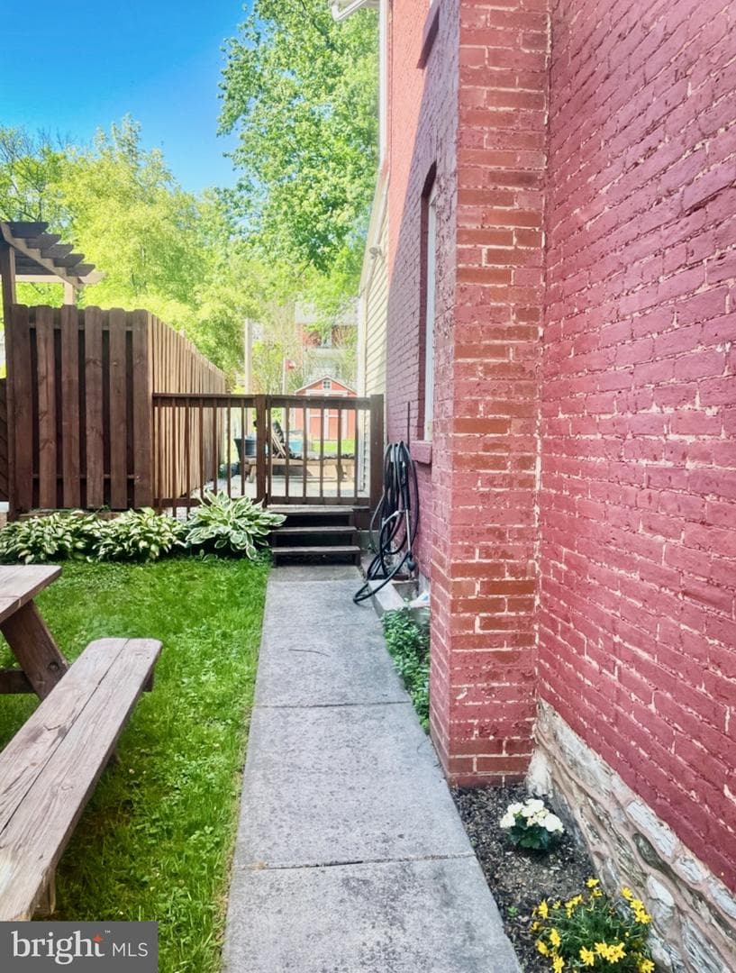 356 Granite Street photo 22