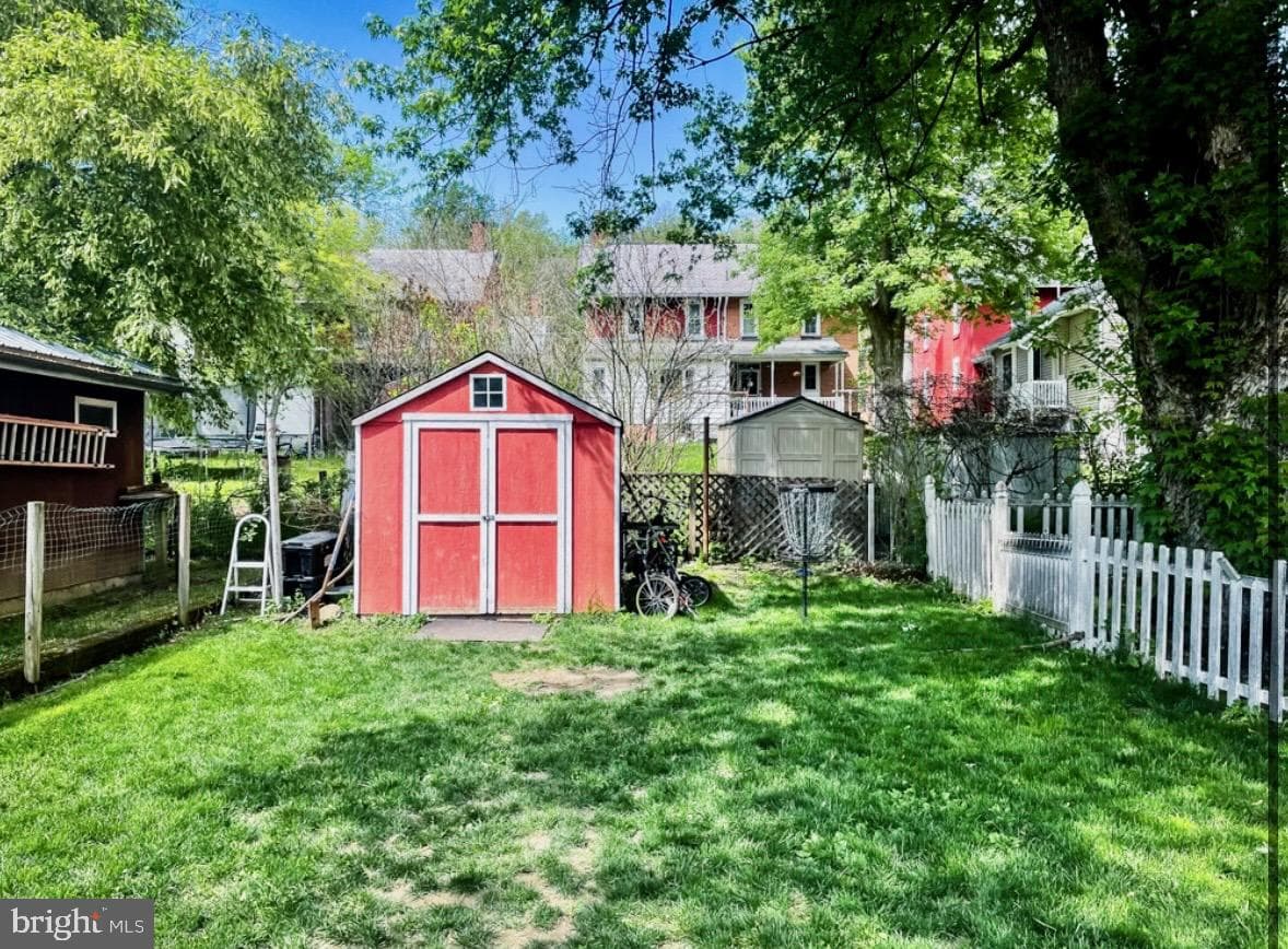 356 Granite Street photo 24