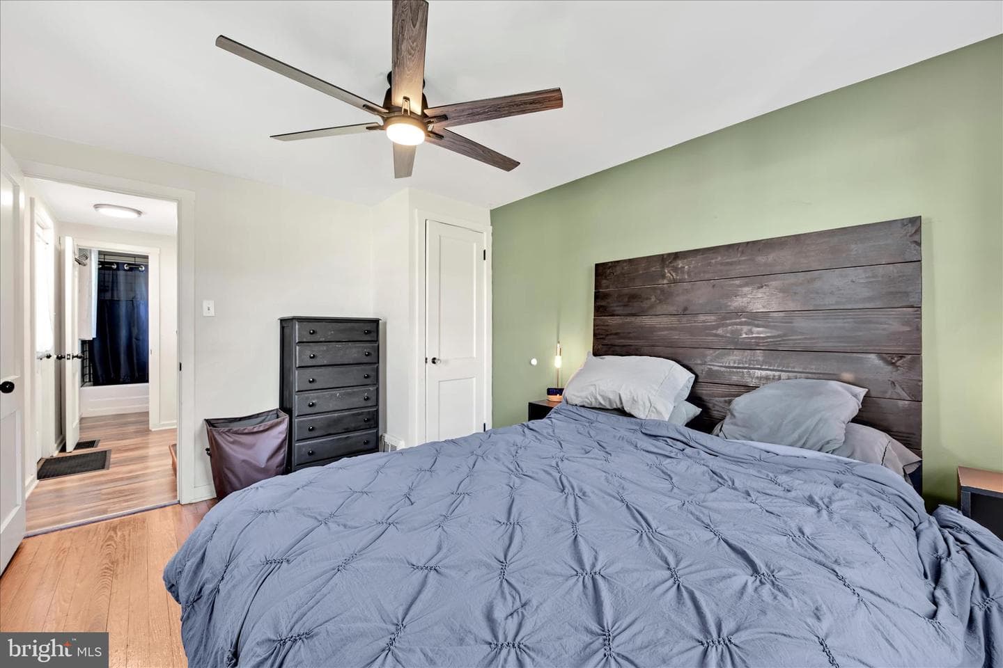 605 E Lehman Street photo 17