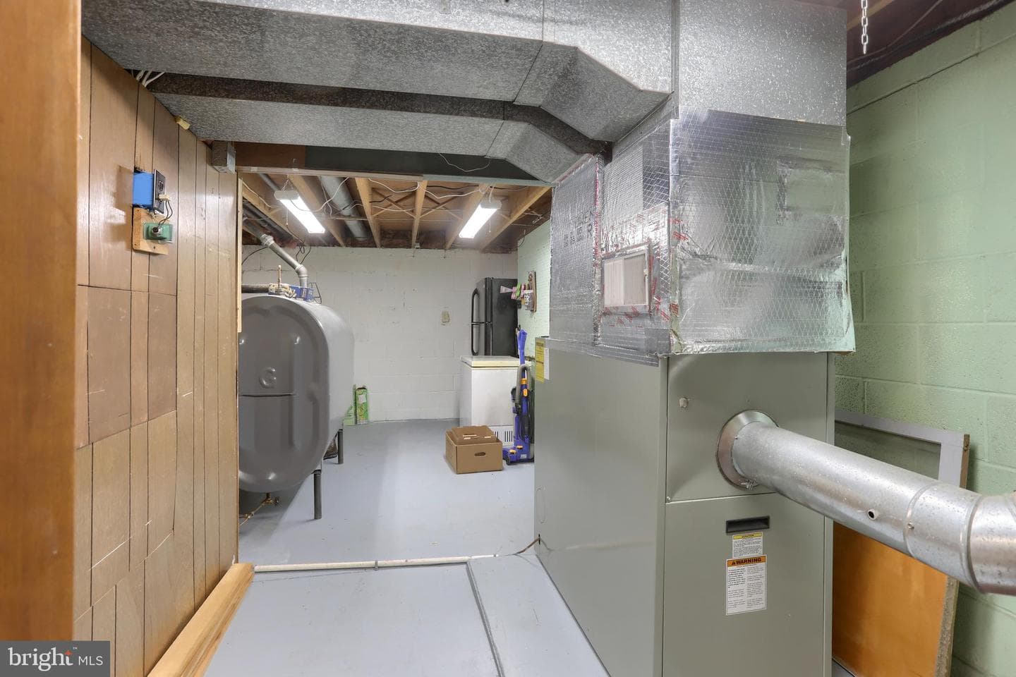811 E Canal Street photo 33