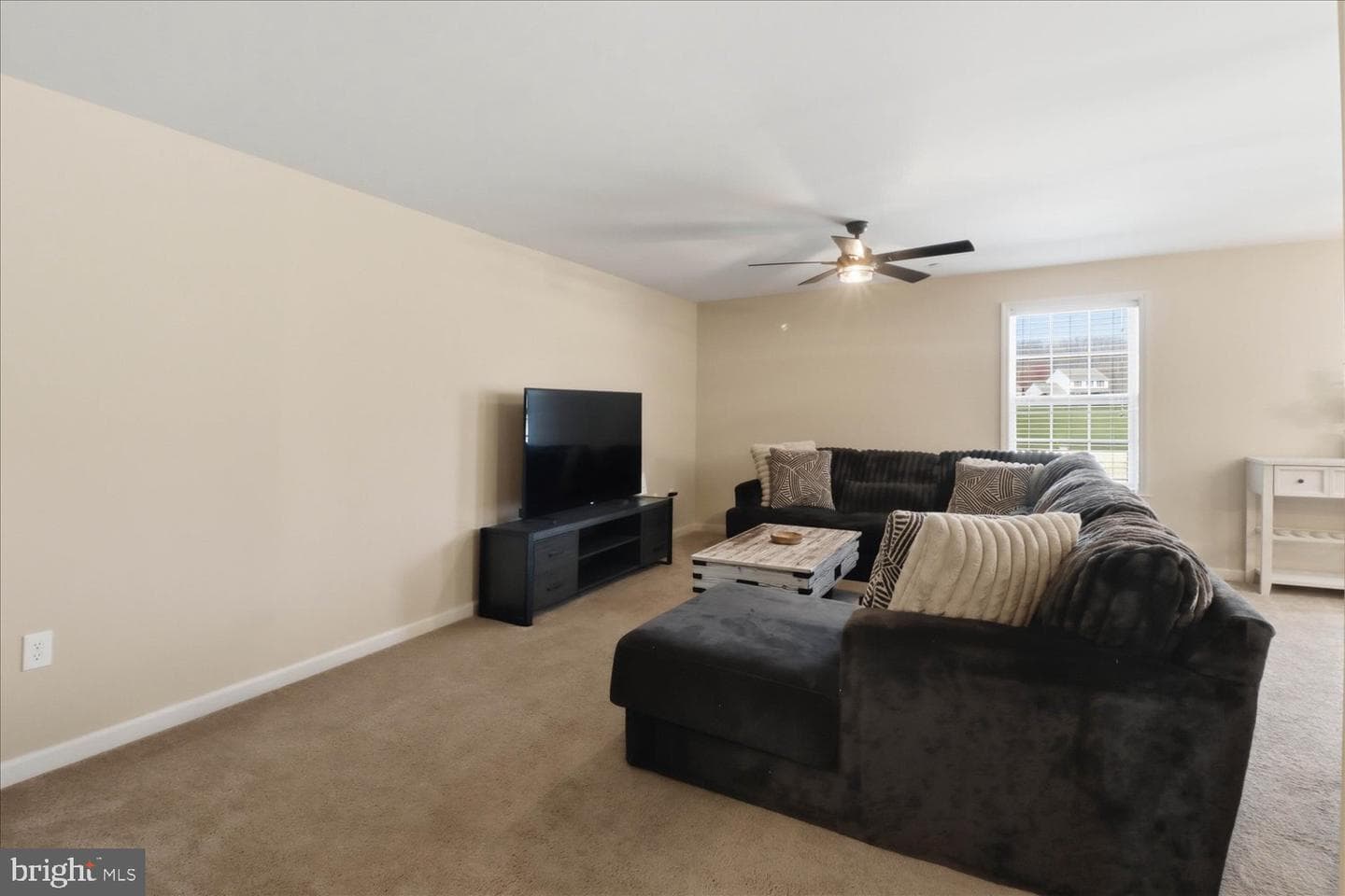 118 Braeburn Way photo 13