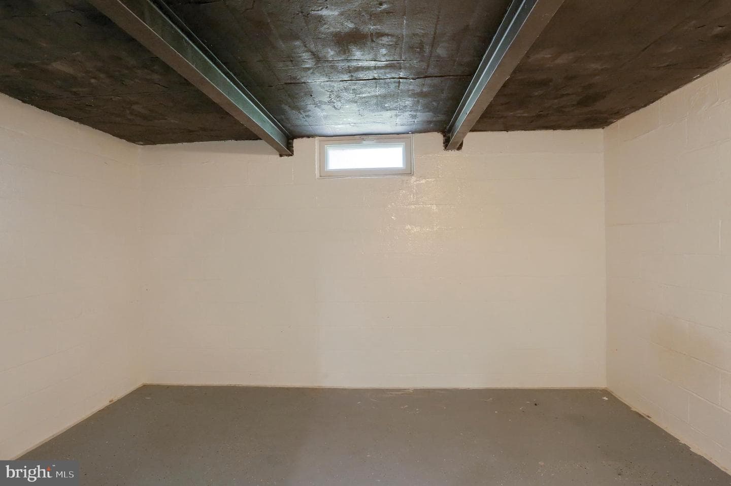 702 S 1st Avenue photo 22