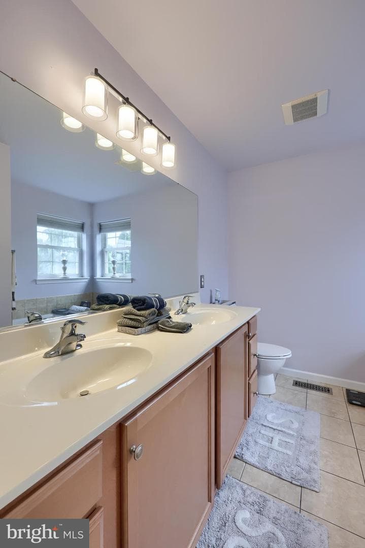 129 Pickwick Circle photo 26