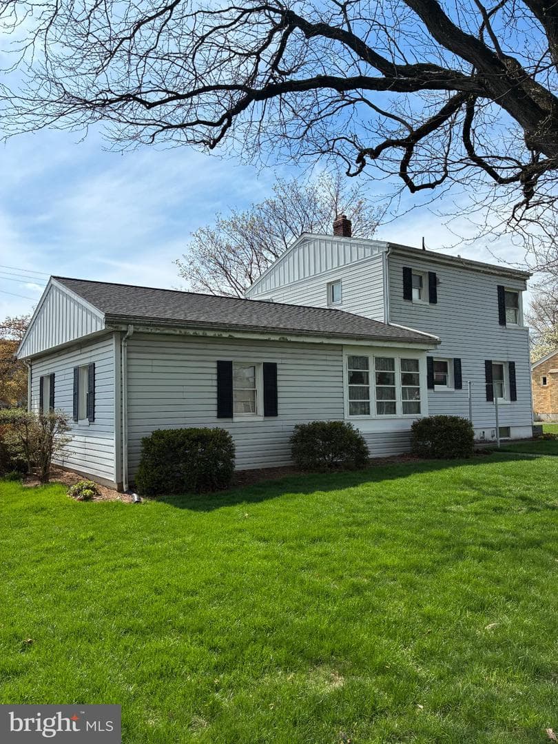 524 S Lincoln Street photo 8