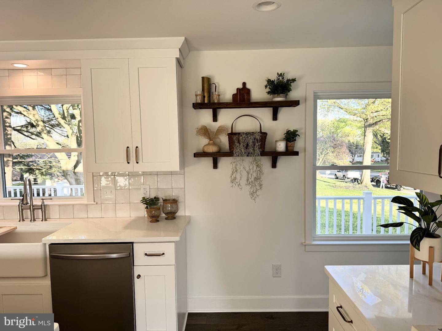 36 Kingston Drive photo 4
