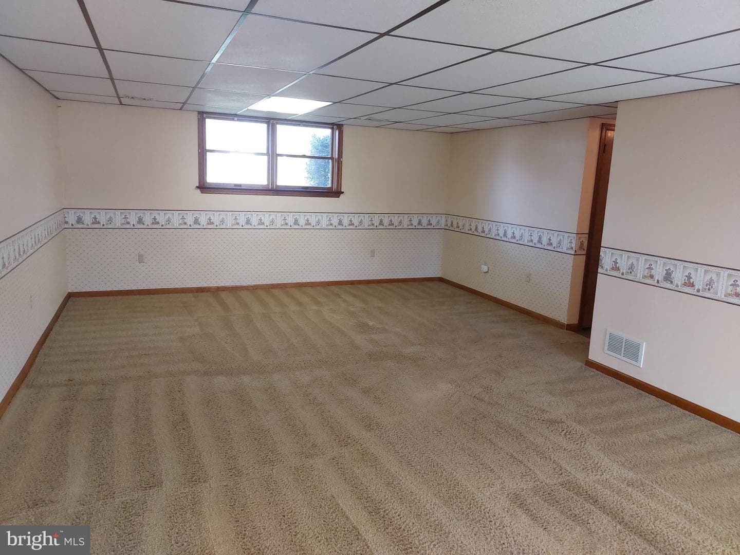 912 Poplar Lane photo 27