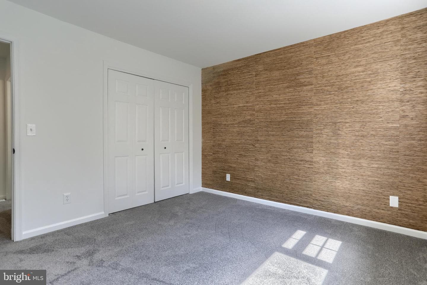 711 Brookside Lane photo 39
