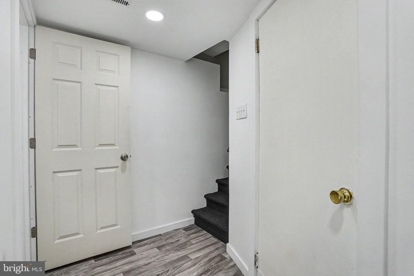 520 N 8th Avenue photo 29