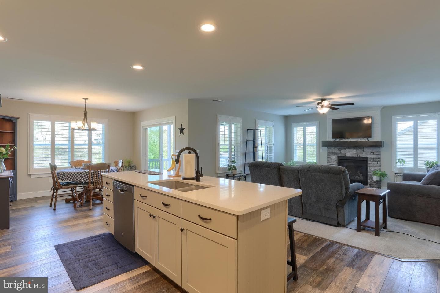 407 Orchid Circle photo 18