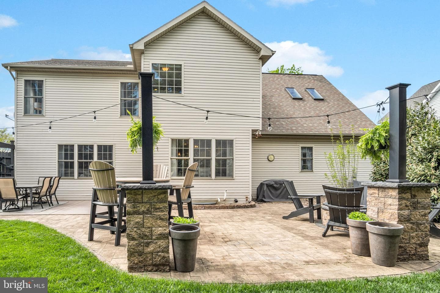432 Farmhouse Lane photo 33