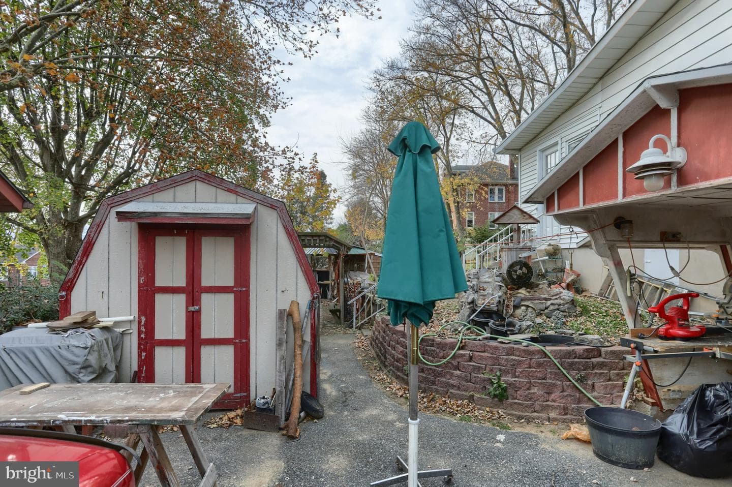 645 N Lincoln Avenue photo 31