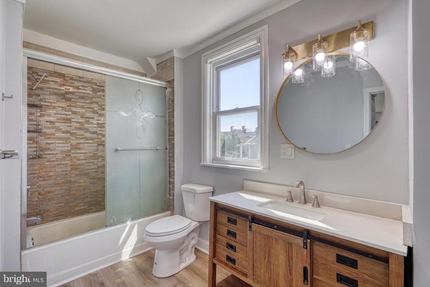 945 Cornwall Road photo 26
