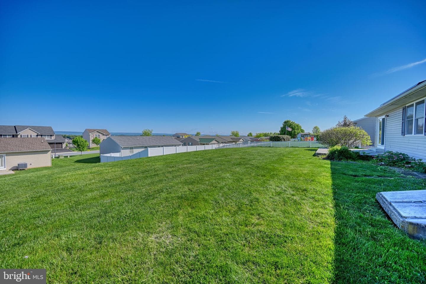 130 Sweetwater Lane photo 36