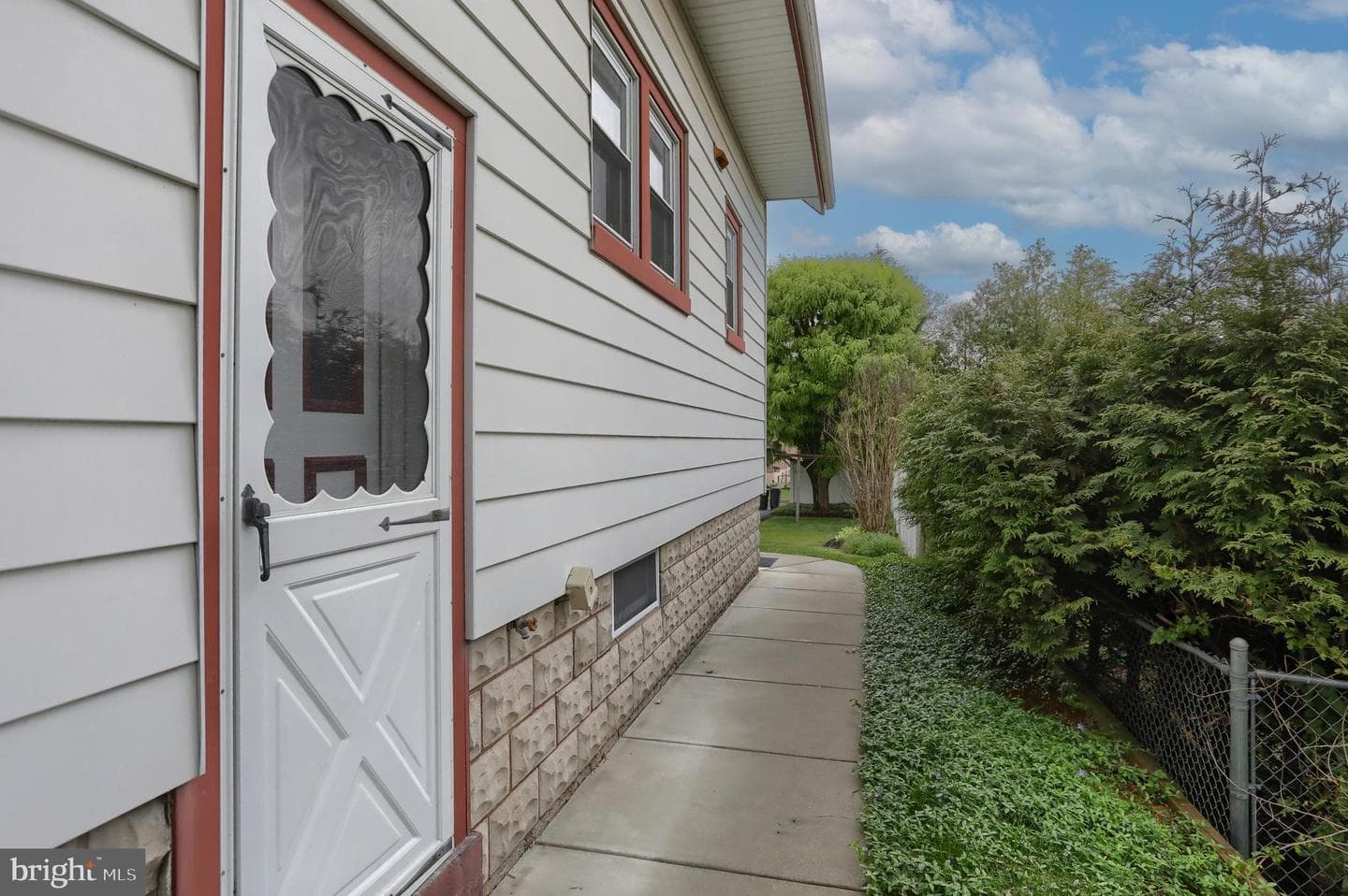 303 S 12th Street photo 27