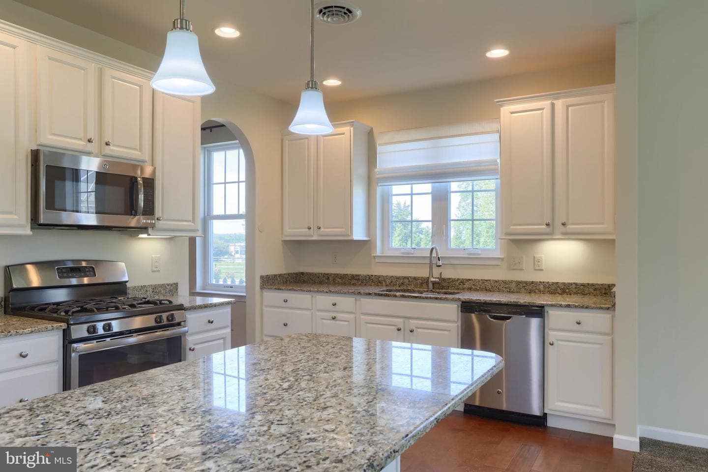 103 Windermere Dr photo 10